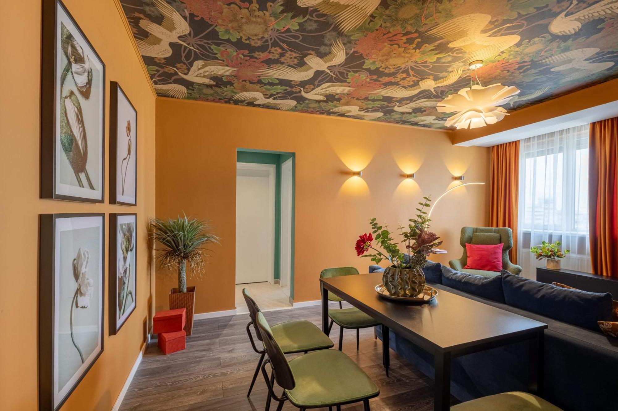 Holt - Lucky Cranes Apartman Bukarest Kültér fotó